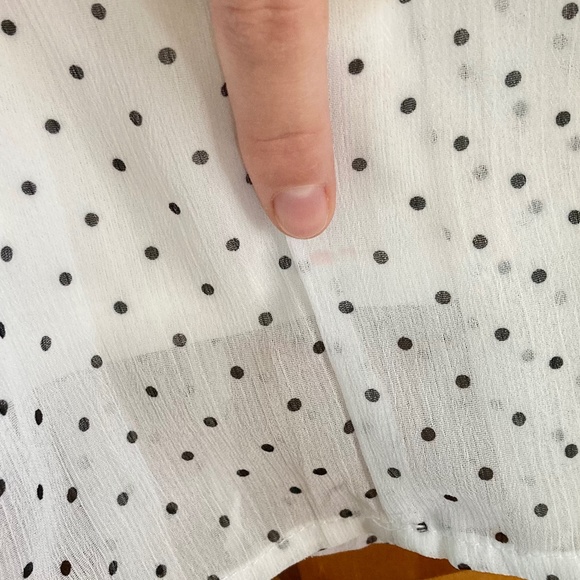 Women’s size XS Blousology white flowy tiered skirt with black polka dots - Picture 7 of 9